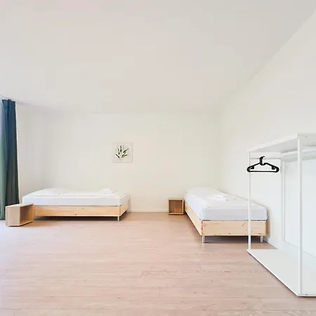 Tolstov - 3 Schlafzimmer - Balkon - 25 Min Messe Dus Duisburg
