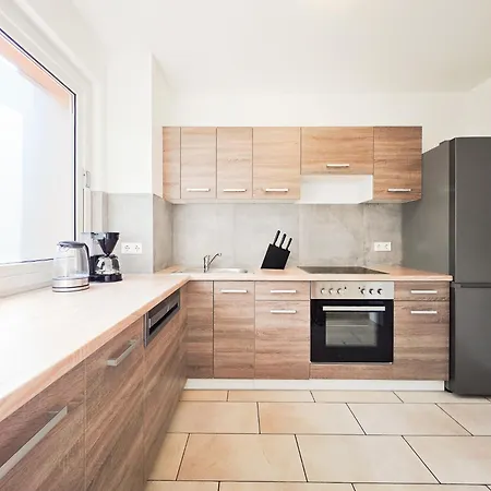 Tolstov - 3 With Balcony - 25 Min Messe Dus *