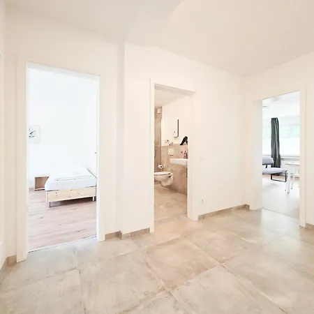 Daire Tolstov - 3 Schlafzimmer - Balkon - 25 Min Messe Dus Duisburg