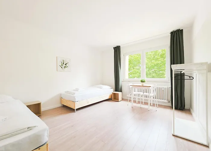 Apartment Tolstov - 3 With Balcony - 25 Min Messe Dus