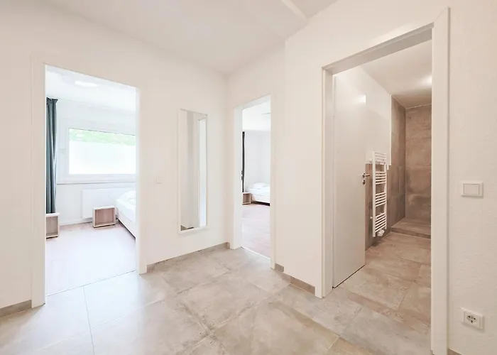 Tolstov - 3 With Balcony - 25 Min Messe Dus