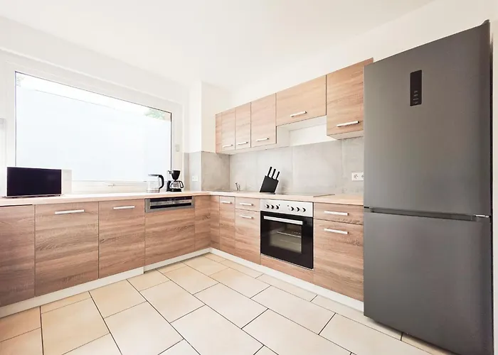 Apartament Tolstov - 3 With Balcony - 25 Min Messe Dus *